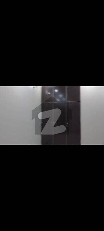 جوہر ٹاؤن لاہور میں 5 کمروں کا 12 مرلہ مکان 2.0 لاکھ میں کرایہ پر دستیاب ہے۔