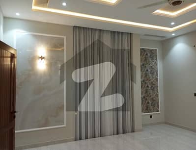 FOR RENT Upper Portion Available  DHA Phase 5, Islamabad  Upper Portion available for rent in a prime location of DHA Phase 5, Islamabad.   Ideal for families.   Contact:  Muhammad Danish