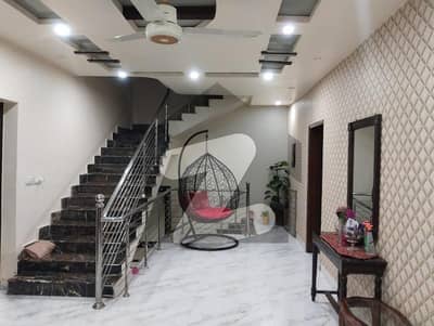 کلفٹن ۔ بلاک 2 کلفٹن,کراچی میں 7 کمروں کا 12 مرلہ مکان 8.0 کروڑ میں برائے فروخت۔