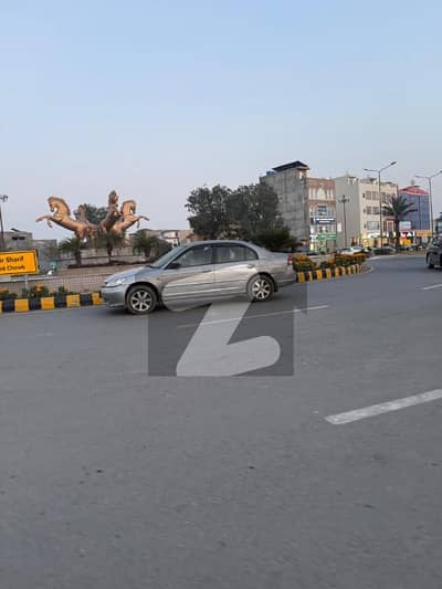 Prime Location Plot for Sale in Park View City