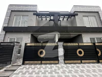 Modern Designer 5 Marla House for Sale | Paragon City