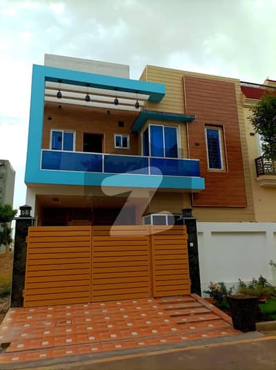 نیو لاہور سٹی ۔ فیز 2 نیو لاهور سٹی,لاہور میں 3 کمروں کا 5 مرلہ مکان 50.0 ہزار میں کرایہ پر دستیاب ہے۔