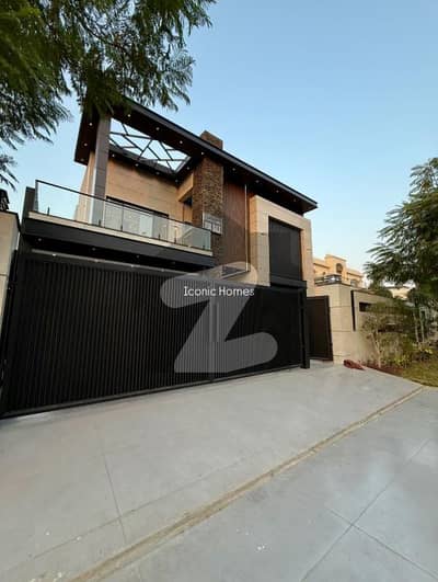 1 Kanal Brand New Modern Design Lavish House For Sale In DHA | For Discounted Price And Original Pictures Download The App "Signature Lands".
