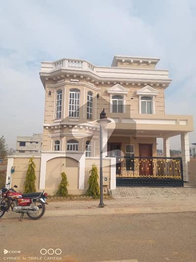 عمار کینیان ویوز - میریڈیئن 2 بلاک عمارکینیان ویوز,اسلام آباد میں 5 کمروں کا 10 مرلہ مکان 5.5 کروڑ میں برائے فروخت۔ عمار کینیان ویوز - میریڈیئن 2 بلاک عمارکینیان ویوز,اسلام آباد میں 5 کمروں کا 10 مرلہ مکان 5.5 کروڑ میں برائے فروخت۔