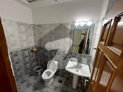 ای ۔ 11 اسلام آباد میں 3 کمروں کا 8 مرلہ بالائی پورشن 80.0 ہزار میں کرایہ پر دستیاب ہے۔