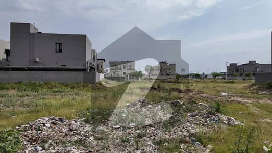 ڈی ایچ اے فیز 8 - بلاک ڈبلیو فیز 8,ڈیفنس (ڈی ایچ اے),لاہور میں 1 کنال رہائشی پلاٹ 5.2 کروڑ میں برائے فروخت۔ ڈی ایچ اے فیز 8 - بلاک ڈبلیو فیز 8,ڈیفنس (ڈی ایچ اے),لاہور میں 1 کنال رہائشی پلاٹ 5.2 کروڑ میں برائے فروخت۔