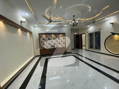 35*70 Ground Portion Available For Rent G-13/4 Like Brend New (Parak Face)