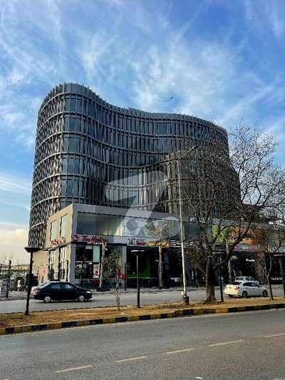 آئی ۔ 8 مرکز آئی ۔ 8,اسلام آباد میں 4 مرلہ دفتر 6.8 کروڑ میں برائے فروخت۔