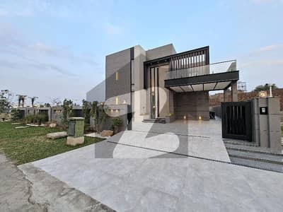 100% Original Add 2 Kanal Bungalow 1 Kanal Lawn and Kanal Construction Full Basement Full Furnished With Swimming Pool Home Theater