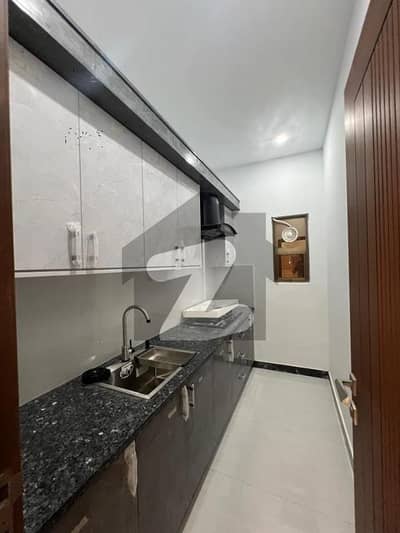 272sq yd 5 Bedrooms Luxury Villa is Available FOR RENT. 6km from Entrance of BTK. 5 Bed DDL 2 Kitchens