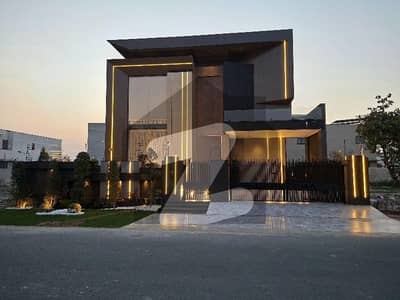 ڈی ایچ اے فیز 5 ڈیفنس (ڈی ایچ اے),لاہور میں 6 کمروں کا 1 کنال مکان 20.0 کروڑ میں برائے فروخت۔