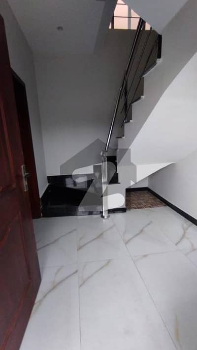 DHA Phase 8 Ex air avaniue Brand New House upper portion 3 Bedroom With Attachbath Tv Lon kitchen store car parking  etc.