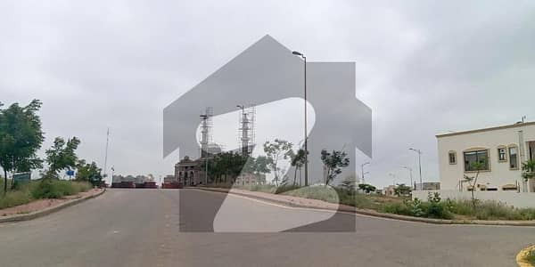 250sq yd plot in Precicnt-8 FOR SALE. Most developing precicnt of BTK near Bahria Heights and Grand Mosque