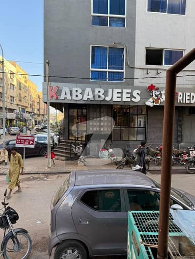 بدر کمرشل ایریا ڈی ایچ اے فیز 5,ڈی ایچ اے ڈیفینس,کراچی میں 3 مرلہ دکان 2.3 لاکھ میں کرایہ پر دستیاب ہے۔