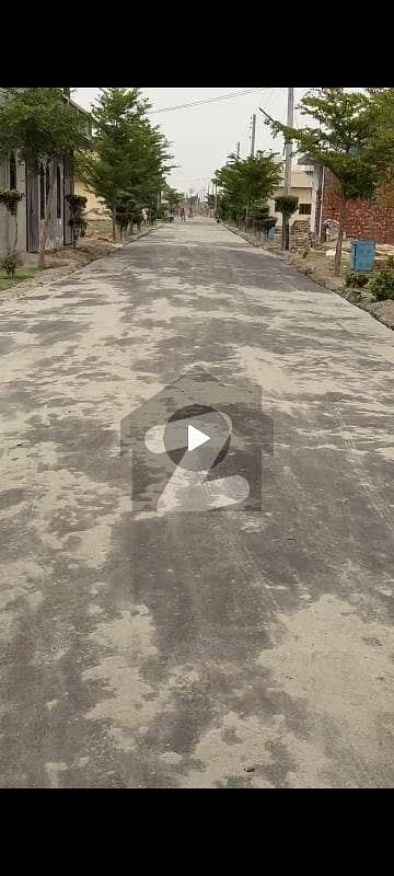 مصطفیٰ آباد قصور میں 3 مرلہ رہائشی پلاٹ 12.0 لاکھ میں برائے فروخت۔