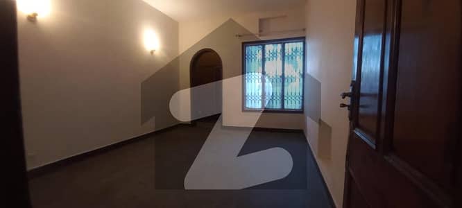 2 Kanal Lower Portion For Rent In DHA Phase 1 Near Park