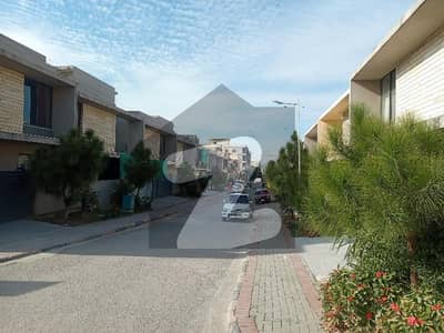 پائن ولاز ڈی ۔ 17,اسلام آباد میں 5 کمروں کا 7 مرلہ مکان 85.0 ہزار میں کرایہ پر دستیاب ہے۔