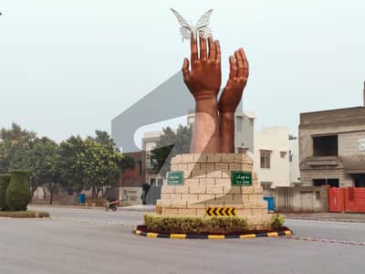 لو کاسٹ ۔ بلاک جے لو کاسٹ سیکٹر,بحریہ آرچرڈ فیز 2,بحریہ آرچرڈ,لاہور میں 4 مرلہ کمرشل پلاٹ 1.06 کروڑ میں برائے فروخت۔