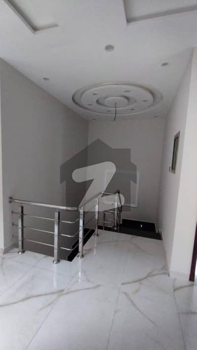 10 Marla New Upper Portion In Dha Phase 8 Ex Air Avenue