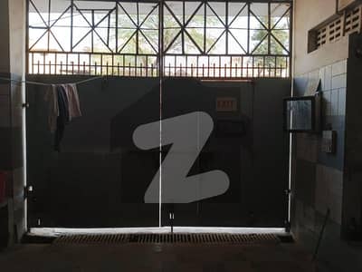 کورنگی انڈسٹریل ایریا کورنگی,کراچی میں 3 کنال عمارت 4.75 لاکھ میں کرایہ پر دستیاب ہے۔