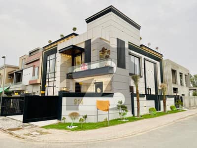 11 Marla House for Sale in Ghaznavi Block Bahria Town Lahore 11 Marla House for Sale in Ghaznavi Block Bahria Town Lahore