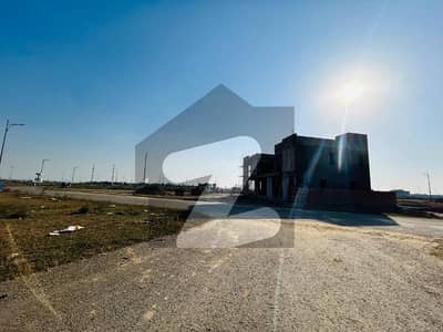 Defence phase 6 block N corner 23 marla Directly approach from main possession