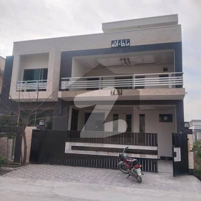 جی ۔ 15/1 جی ۔ 15,اسلام آباد میں 11 کمروں کا 14 مرلہ مکان 2.5 لاکھ میں کرایہ پر دستیاب ہے۔