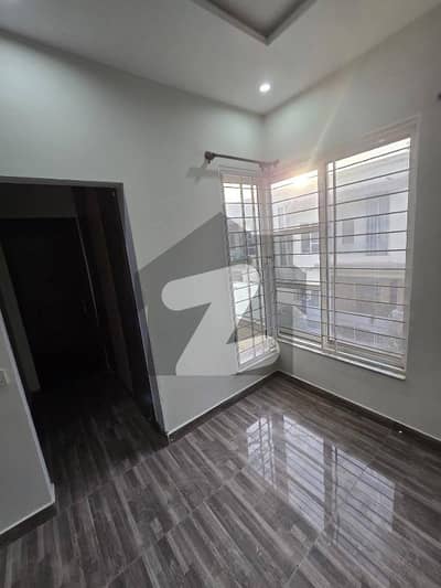 5Marla House available for Rent in Near Pak turk MPS Road