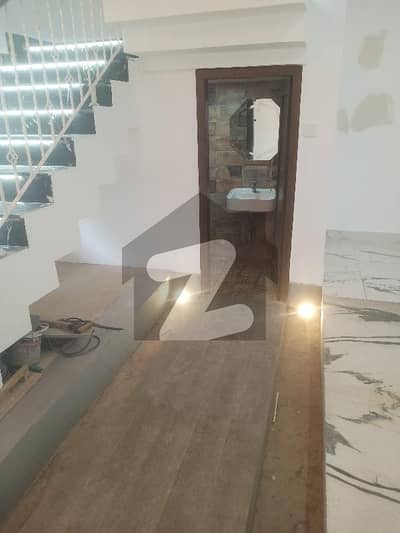 ڈی ۔ 12 اسلام آباد میں 4 کمروں کا 10 مرلہ مکان 3.0 لاکھ میں کرایہ پر دستیاب ہے۔