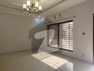 ای ۔ 11 اسلام آباد میں 3 کمروں کا 14 مرلہ زیریں پورشن 1.45 لاکھ میں کرایہ پر دستیاب ہے۔