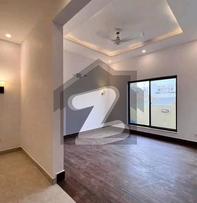 Prime Location In Bahria Town - Ali Block 125 Square Yards House For sale