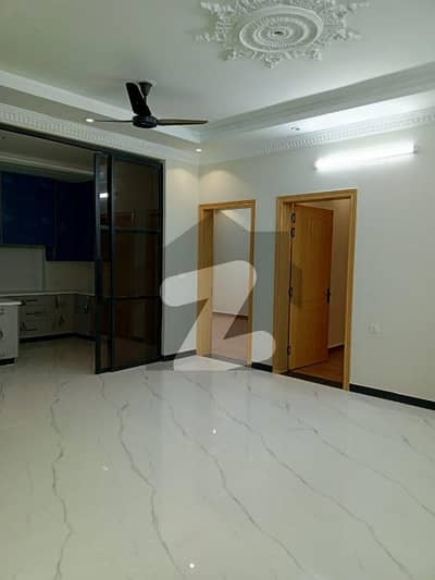 30*50 cda transfer top location big street latest renovated house available in g-9/4
