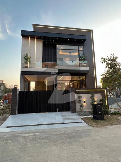 5 Marla Modern House for Sale in Phase 9 Town DHA Lahore. 5 Marla Modern House for Sale in Phase 9 Town DHA Lahore.