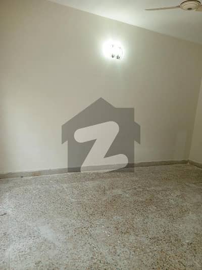 30*50 cda transfer top location near double road old construction house available in g-9/4