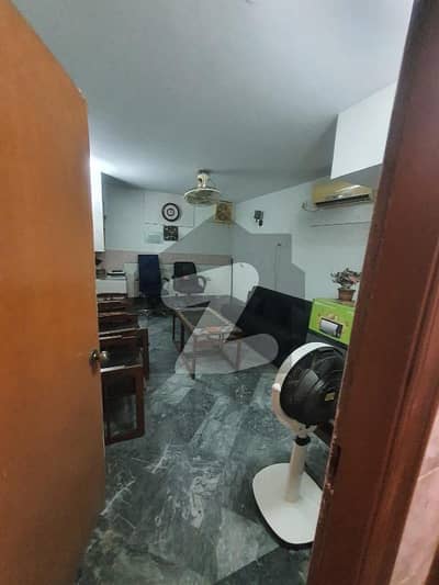 COMMERCIAL OFFICE FOR RENT IN JOHAR TOWN LAHORE