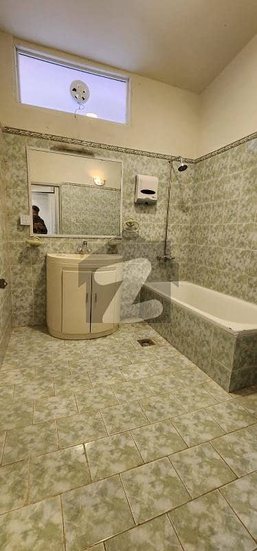 HOUSE FOR RENT IN F-7