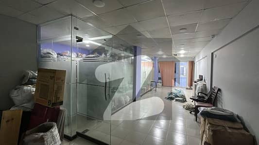 بخاری کمرشل ایریا ڈی ایچ اے فیز 6,ڈی ایچ اے ڈیفینس,کراچی میں 4 مرلہ دفتر 80.0 ہزار میں کرایہ پر دستیاب ہے۔