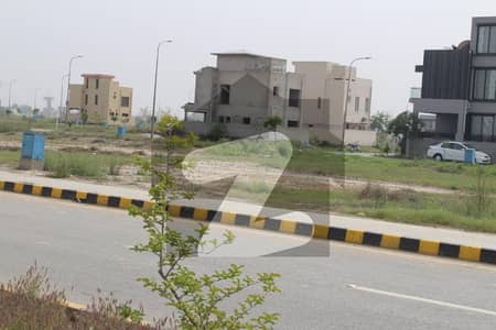 1 KANAL PLOT F 426 NEAR TO ZONE 3 9PRISM 1 KANAL PLOT F 426 NEAR TO ZONE 3 9PRISM