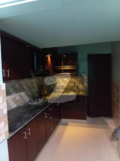 گلشنِ اقبال - بلاک 13 اے گلشنِ اقبال,گلشنِ اقبال ٹاؤن,کراچی میں 3 کمروں کا 6 مرلہ فلیٹ 52.0 ہزار میں کرایہ پر دستیاب ہے۔