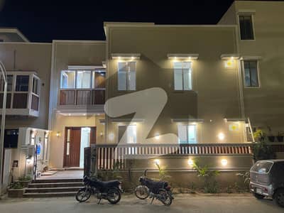 نیا ناظم آباد کراچی میں 6 کمروں کا 10 مرلہ مکان 6.7 کروڑ میں برائے فروخت۔