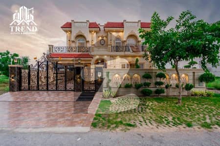 ڈی ایچ اے فیز 7 - بلاک وائے فیز 7,ڈیفنس (ڈی ایچ اے),لاہور میں 5 کمروں کا 1 کنال مکان 6.85 کروڑ میں برائے فروخت۔ ڈی ایچ اے فیز 7 - بلاک وائے فیز 7,ڈیفنس (ڈی ایچ اے),لاہور میں 5 کمروں کا 1 کنال مکان 6.85 کروڑ میں برائے فروخت۔