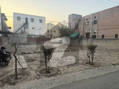 1 Kanal Prime Plot For Sale In A Block Abdalian Housing Society | Demand 5.40 Crore