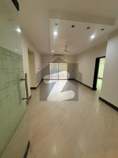 LUXURY 4 BED DD APARTMENT FOR SALE CITI CLUB, CIVIL LINES