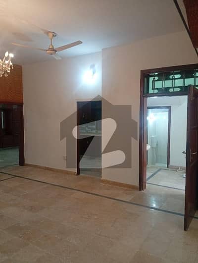 سی بی آر ٹاؤن فیز 1 سی بی آر ٹاؤن,اسلام آباد میں 2 کمروں کا 7 مرلہ زیریں پورشن 50.0 ہزار میں کرایہ پر دستیاب ہے۔