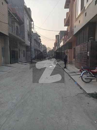 2.5 Marla double story house for sale