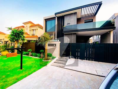 KANAL ULTRA MODERN EYE CATCHING SUPERB LUXURY BUNGALOW FOR SALE
