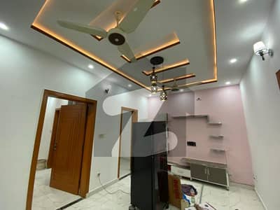 بحریہ ٹاؤن فیز 8 ۔ بلاک ایم بحریہ ٹاؤن فیز 8,بحریہ ٹاؤن راولپنڈی,راولپنڈی میں 3 کمروں کا 5 مرلہ مکان 65.0 ہزار میں کرایہ پر دستیاب ہے۔