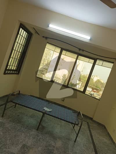 1st Floor Flat Available For Rent in G11 1st Floor Flat Available For Rent in G11