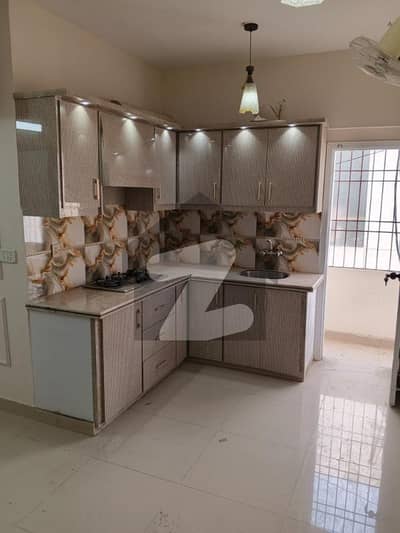 راحت کمرشل ایریا ڈی ایچ اے فیز 6,ڈی ایچ اے ڈیفینس,کراچی میں 3 کمروں کا 5 مرلہ فلیٹ 1.75 کروڑ میں برائے فروخت۔