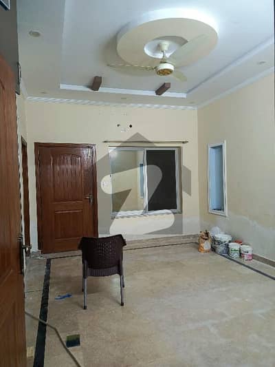 شہزاد ٹاؤن اسلام آباد میں 1 کمرے کا 2 مرلہ کمرہ 23.0 ہزار میں کرایہ پر دستیاب ہے۔